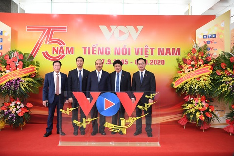 ‘Đây là Tiếng nói Việt Nam...’: Lời xướng đánh dấu sự ra đời của Đài Tiếng nói Việt Nam - Ảnh 1. ‘Đây là Tiếng nói Việt Nam...’: Lời xướng đánh dấu sự ra đời của Đài Tiếng nói Việt Nam - Ảnh 1.