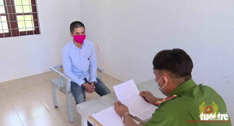 Bị cho là nhìn đểu khi đi ngang đường, nam thanh niên bị đánh gãy xương gò má - Ảnh 1. Bị cho là nhìn đểu khi đi ngang đường, nam thanh niên bị đánh gãy xương gò má - Ảnh 1.