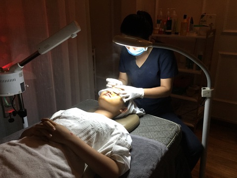 Sau vụ ngộ độc pate Minh chay: sử dụng Botulinum trong thẩm mỹ có an toàn? - Ảnh 1. Sau vụ ngộ độc pate Minh chay: sử dụng Botulinum trong thẩm mỹ có an toàn? - Ảnh 1.