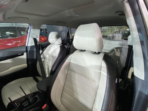 KIA Seltos, mẫu xe SUV đầu tiên của thế hệ sản phẩm mới của KIA giá chỉ từ 589 triệu đồng - Ảnh 5. KIA Seltos, mẫu xe SUV đầu tiên của thế hệ sản phẩm mới của KIA giá chỉ từ 589 triệu đồng - Ảnh 5.
