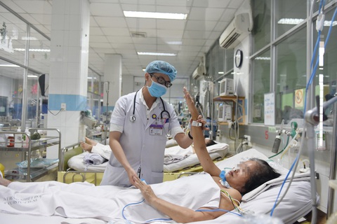 Ngộ độc do botulinum: Thức ăn nào dễ bị, làm sao tránh? - Ảnh 1. Ngộ độc do botulinum: Thức ăn nào dễ bị, làm sao tránh? - Ảnh 1.