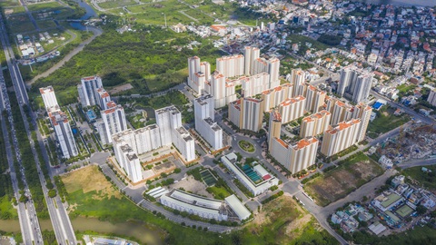 TP.HCM: Mỗi năm chi 70 tỉ để bảo trì hàng ngàn căn nhà tái định cư... bỏ trống - Ảnh 1. TP.HCM: Mỗi năm chi 70 tỉ để bảo trì hàng ngàn căn nhà tái định cư... bỏ trống - Ảnh 1.