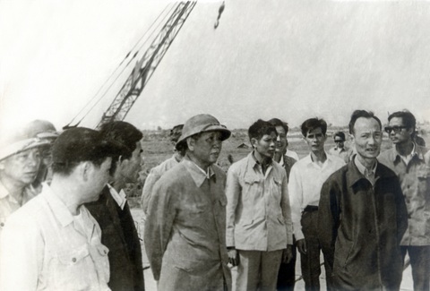 Hành trình mở nguồn nước Dầu Tiếng - Kỳ 4: Ăn bo bo và đối mặt với bom mìn - Ảnh 1. Hành trình mở nguồn nước Dầu Tiếng - Kỳ 4: Ăn bo bo và đối mặt với bom mìn - Ảnh 1.