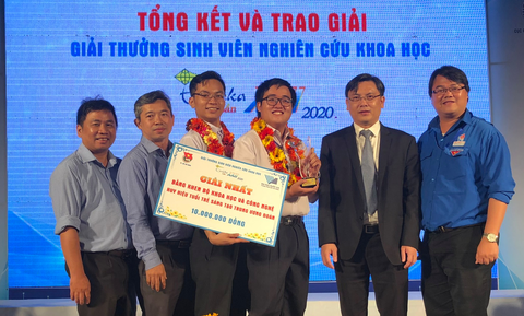 Hệ thống cảnh báo dịch COVID-19 của sinh viên - Ảnh 1. Hệ thống cảnh báo dịch COVID-19 của sinh viên - Ảnh 1.