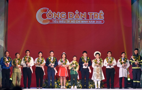 Chọn sống đẹp, sống tích cực và dấn thân - Ảnh 1. Chọn sống đẹp, sống tích cực và dấn thân - Ảnh 1.