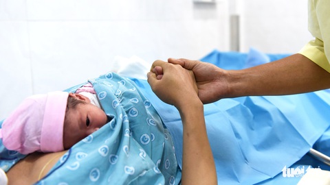 Nằm mơ cũng không nghĩ con sinh đúng khoảnh khắc giao thừa - Ảnh 6. Nằm mơ cũng không nghĩ con sinh đúng khoảnh khắc giao thừa - Ảnh 6.