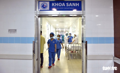 Nằm mơ cũng không nghĩ con sinh đúng khoảnh khắc giao thừa - Ảnh 2. Nằm mơ cũng không nghĩ con sinh đúng khoảnh khắc giao thừa - Ảnh 2.