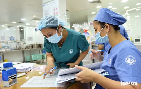 Nằm mơ cũng không nghĩ con sinh đúng khoảnh khắc giao thừa - Ảnh 7. Nằm mơ cũng không nghĩ con sinh đúng khoảnh khắc giao thừa - Ảnh 7.