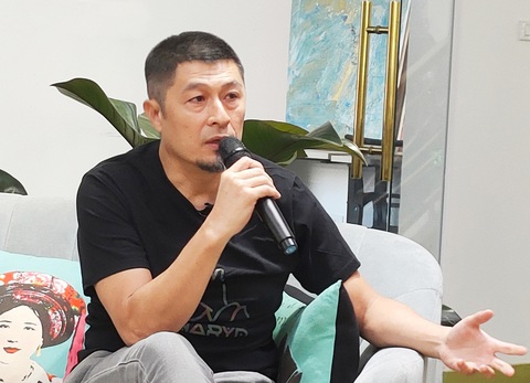 Charlie Nguyễn trải lòng về thất bại cay đắng của ‘Người cần quên phải nhớ’ - Ảnh 1. Charlie Nguyễn trải lòng về thất bại cay đắng của ‘Người cần quên phải nhớ’ - Ảnh 1.