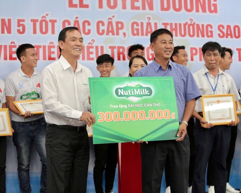 Điểm tin thể thao tối 10-1: Tuyển Thái Lan hưởng lợi nhờ hoãn AFF Cup - Ảnh 2. Điểm tin thể thao tối 10-1: Tuyển Thái Lan hưởng lợi nhờ hoãn AFF Cup - Ảnh 2.