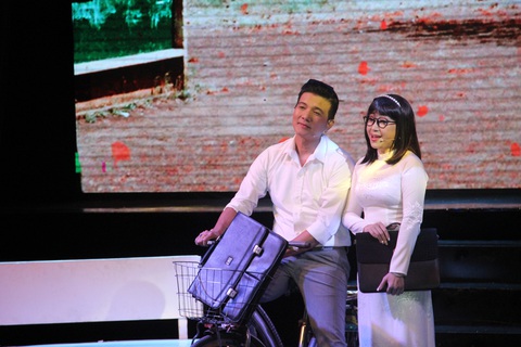 Đại Nghĩa ca cải lương tuồng cổ trong live show Kim Tử Long - Thoại Mỹ - Ảnh 10. Đại Nghĩa ca cải lương tuồng cổ trong live show Kim Tử Long - Thoại Mỹ - Ảnh 10.