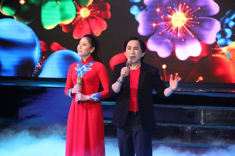 Đại Nghĩa ca cải lương tuồng cổ trong live show Kim Tử Long - Thoại Mỹ - Ảnh 8. Đại Nghĩa ca cải lương tuồng cổ trong live show Kim Tử Long - Thoại Mỹ - Ảnh 8.