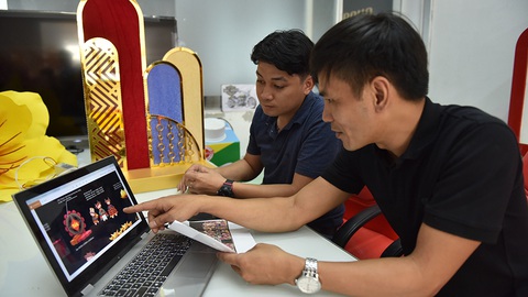 Khi nông dân làm nghề trang trí tết - Ảnh 4. Khi nông dân làm nghề trang trí tết - Ảnh 4.