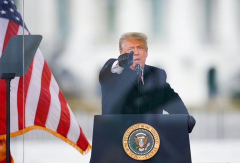 Ông Trump gửi đơn đến tòa án liên bang ngăn FBI xem tài liệu tịch thu - Ảnh 1. Ông Trump gửi đơn đến tòa án liên bang ngăn FBI xem tài liệu tịch thu - Ảnh 1.
