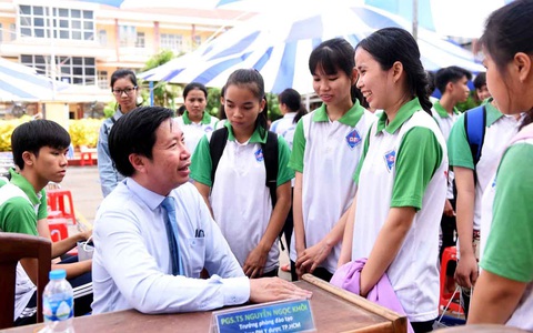 Đào tạo ngành y dược trăm hoa đua nở, cảnh báo hậu quả khôn lường - Ảnh 2. Đào tạo ngành y dược trăm hoa đua nở, cảnh báo hậu quả khôn lường - Ảnh 2.