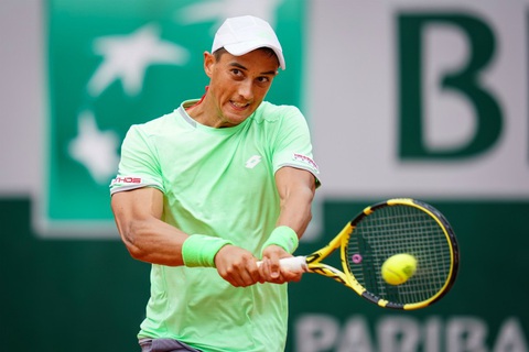 Tay vợt Việt kiều khuất phục Tommy Robredo - Ảnh 1. Tay vợt Việt kiều khuất phục Tommy Robredo - Ảnh 1.