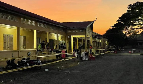 12.000 lao động ùn ùn từ Thái Lan về, Campuchia ghi nhận nhiều ca nhiễm COVID-19 - Ảnh 1. 12.000 lao động ùn ùn từ Thái Lan về, Campuchia ghi nhận nhiều ca nhiễm COVID-19 - Ảnh 1.