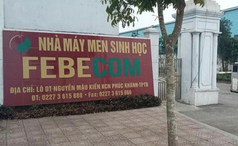 Công ty thức ăn chăn nuôi nhưng lại sản xuất... rượu - Ảnh 1. Công ty thức ăn chăn nuôi nhưng lại sản xuất... rượu - Ảnh 1.