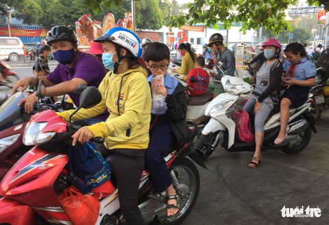 Không lo kịp ăn sáng cho con là dễ đẩy con đến... béo phì - Ảnh 1. Không lo kịp ăn sáng cho con là dễ đẩy con đến... béo phì - Ảnh 1.