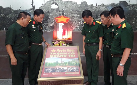 Phía sau những kỳ thư đặc biệt - Kỳ 2: Độc bản kỳ thư Thành cổ Quảng Trị - Ảnh 2. Phía sau những kỳ thư đặc biệt - Kỳ 2: Độc bản kỳ thư Thành cổ Quảng Trị - Ảnh 2.