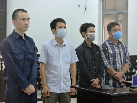 Cựu công an giúp người Trung Quốc giả dân VN đề nghị tòa công khai chứng cứ - Ảnh 1. Cựu công an giúp người Trung Quốc giả dân VN đề nghị tòa công khai chứng cứ - Ảnh 1.