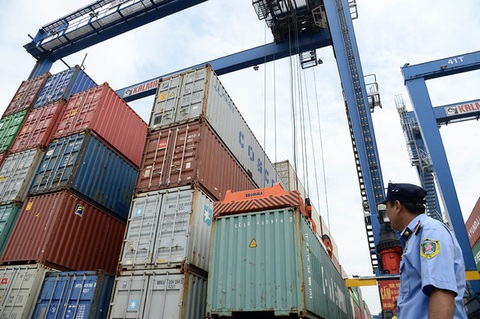 Bộ Công thương đề nghị giảm phí lưu container, kho bãi cho doanh nghiệp - Ảnh 1. Bộ Công thương đề nghị giảm phí lưu container, kho bãi cho doanh nghiệp - Ảnh 1.