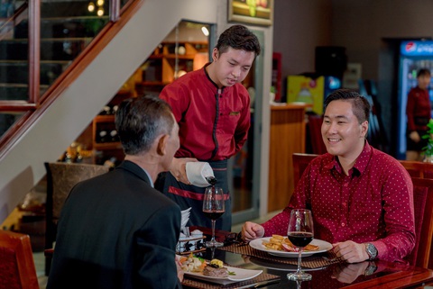 Saigontourist Group: Siêu khuyến mãi voucher phòng ngủ 5 sao - Ảnh 3. Saigontourist Group: Siêu khuyến mãi voucher phòng ngủ 5 sao - Ảnh 3.
