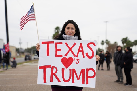 Đế chế kinh doanh của Trump ‘rung lắc’ sau bạo loạn Điện Capitol - Ảnh 2. Đế chế kinh doanh của Trump ‘rung lắc’ sau bạo loạn Điện Capitol - Ảnh 2.