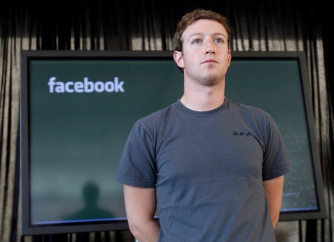 Facebook yêu cầu nhân viên không mặc áo có logo công ty ra đường vì sợ bị tấn công - Ảnh 1. Facebook yêu cầu nhân viên không mặc áo có logo công ty ra đường vì sợ bị tấn công - Ảnh 1.