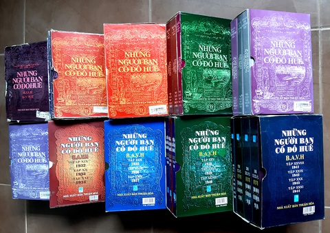 Phía sau những kỳ thư đặc biệt - Kỳ 4: Bộ sách để đời - Ảnh 1. Phía sau những kỳ thư đặc biệt - Kỳ 4: Bộ sách để đời - Ảnh 1.