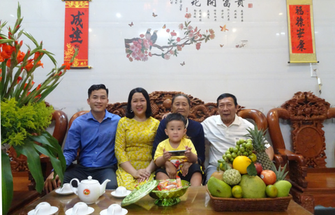Tết xưa - Tết nay: Gió may năm nay se lạnh quá, nhớ nồi bánh tét một thời nghèo - Ảnh 1. Tết xưa - Tết nay: Gió may năm nay se lạnh quá, nhớ nồi bánh tét một thời nghèo - Ảnh 1.