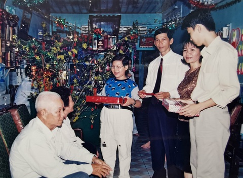 Tết xưa - Tết nay: Tấm ảnh đầu năm - Ảnh 3. Tết xưa - Tết nay: Tấm ảnh đầu năm - Ảnh 3.