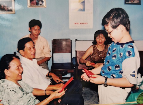 Tết xưa - Tết nay: Tấm ảnh đầu năm - Ảnh 1. Tết xưa - Tết nay: Tấm ảnh đầu năm - Ảnh 1.