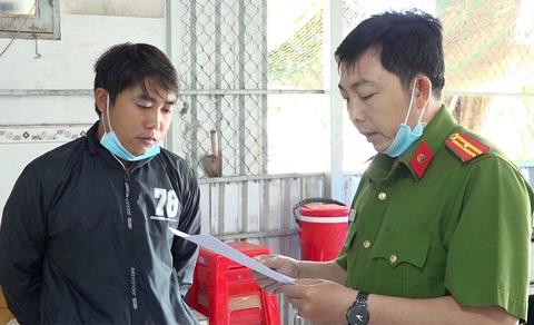 Bắt thêm 6 bị can liên quan sới bạc ‘khủng’ của Út gà - Ảnh 2. Bắt thêm 6 bị can liên quan sới bạc ‘khủng’ của Út gà - Ảnh 2.