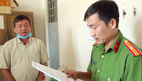 Bắt thêm 6 bị can liên quan sới bạc ‘khủng’ của Út gà - Ảnh 3. Bắt thêm 6 bị can liên quan sới bạc ‘khủng’ của Út gà - Ảnh 3.