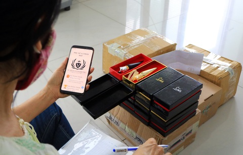 Bỏ 50 triệu để làm cộng tác viên bán hàng online, đắng cay nhận hàng dỏm, hôi thối - Ảnh 1. Bỏ 50 triệu để làm cộng tác viên bán hàng online, đắng cay nhận hàng dỏm, hôi thối - Ảnh 1.