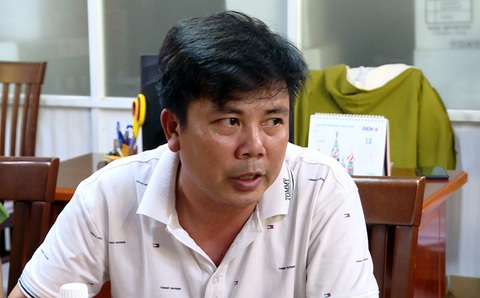 Bắt giam giám đốc công ty pha rượu đế, phẩm màu, nước đường thành rượu Chivas giả - Ảnh 1. Bắt giam giám đốc công ty pha rượu đế, phẩm màu, nước đường thành rượu Chivas giả - Ảnh 1.