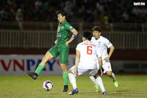 Daisuke Matsui chơi bóng ở Việt Nam với mong ước được như Zico Brazil - Ảnh 2. Daisuke Matsui chơi bóng ở Việt Nam với mong ước được như Zico Brazil - Ảnh 2.