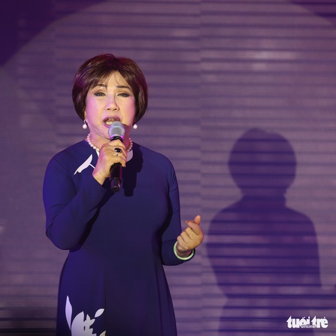 Lệ Thu: Xin còn gọi tên nhau - Ảnh 1. Lệ Thu: Xin còn gọi tên nhau - Ảnh 1.