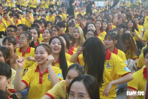 Xuân tình nguyện 2021: Lan tỏa nghĩa cử tốt đẹp của người trẻ - Ảnh 1. Xuân tình nguyện 2021: Lan tỏa nghĩa cử tốt đẹp của người trẻ - Ảnh 1.