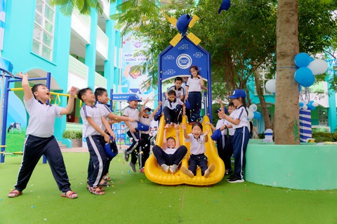 Điều gì khiến Vũ điệu uống sữa thu hút học sinh tiểu học? - Ảnh 7. Điều gì khiến Vũ điệu uống sữa thu hút học sinh tiểu học? - Ảnh 7.