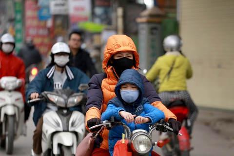 Mẫu Sơn 1,8 độ, miền Bắc rét hại ban đêm, ngày nắng - Ảnh 1. Mẫu Sơn 1,8 độ, miền Bắc rét hại ban đêm, ngày nắng - Ảnh 1.