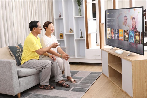 Tết về, nhớ mâm cơm nhà bên chiếc Tivi - Ảnh 4. Tết về, nhớ mâm cơm nhà bên chiếc Tivi - Ảnh 4.