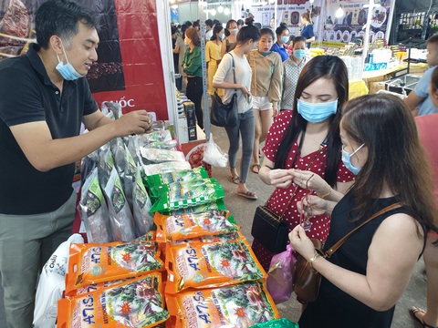Dân Sài Gòn săn miến Hà Nội, tré Bình Định, khô miền Tây... - Ảnh 5. Dân Sài Gòn săn miến Hà Nội, tré Bình Định, khô miền Tây... - Ảnh 5.