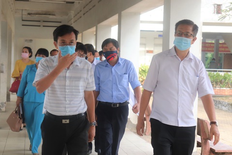Vì sao Bệnh viện Tâm thần sụt lún nghiêm trọng nhưng chưa được sửa chữa? - Ảnh 1. Vì sao Bệnh viện Tâm thần sụt lún nghiêm trọng nhưng chưa được sửa chữa? - Ảnh 1.