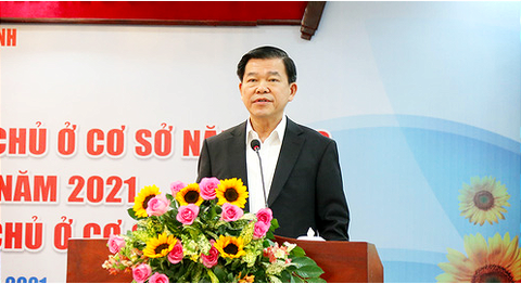 Một bộ phận công chức không nhận thức mình là công bộc của dân - Ảnh 1. Một bộ phận công chức không nhận thức mình là công bộc của dân - Ảnh 1.