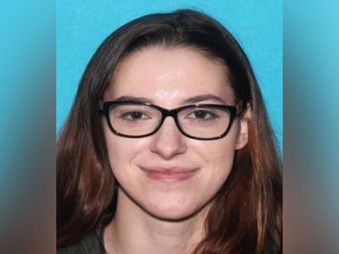 FBI điều tra nghi vấn người biểu tình lấy cắp máy tính của bà Nancy Pelosi bán cho Nga - Ảnh 1. FBI điều tra nghi vấn người biểu tình lấy cắp máy tính của bà Nancy Pelosi bán cho Nga - Ảnh 1.