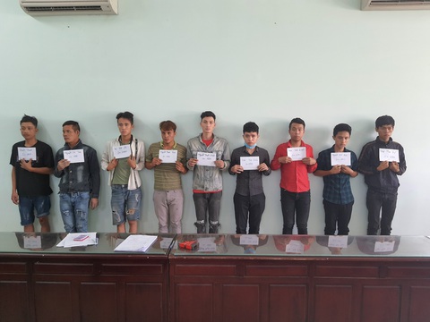 Bắt 9 người nghi truy sát thanh niên quê Đắk Lắk trong nhà hoang - Ảnh 1. Bắt 9 người nghi truy sát thanh niên quê Đắk Lắk trong nhà hoang - Ảnh 1.