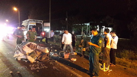 Tết dương lịch, Bình Thuận xảy ra nhiều vụ tai nạn chết người, kẹt xe - Ảnh 1. Tết dương lịch, Bình Thuận xảy ra nhiều vụ tai nạn chết người, kẹt xe - Ảnh 1.
