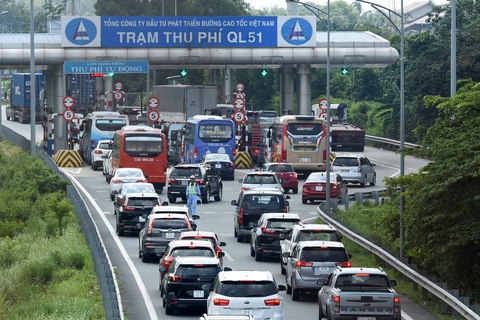Đi Vũng Tàu, Đà Lạt vẫn phải xếp hàng trả phí - Ảnh 1. Đi Vũng Tàu, Đà Lạt vẫn phải xếp hàng trả phí - Ảnh 1.